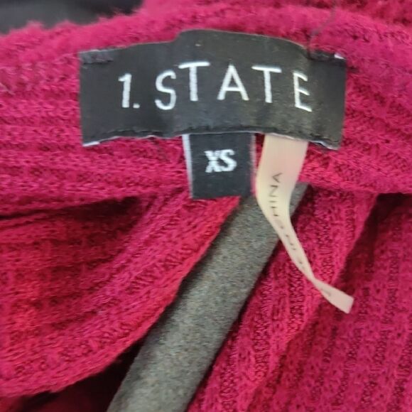 NWOT 1.state Red twist top - Picture 7 of 7